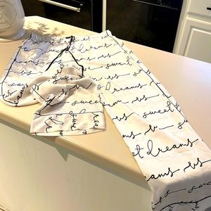 Victoria’s Secret Satin Pajama Pants (M)